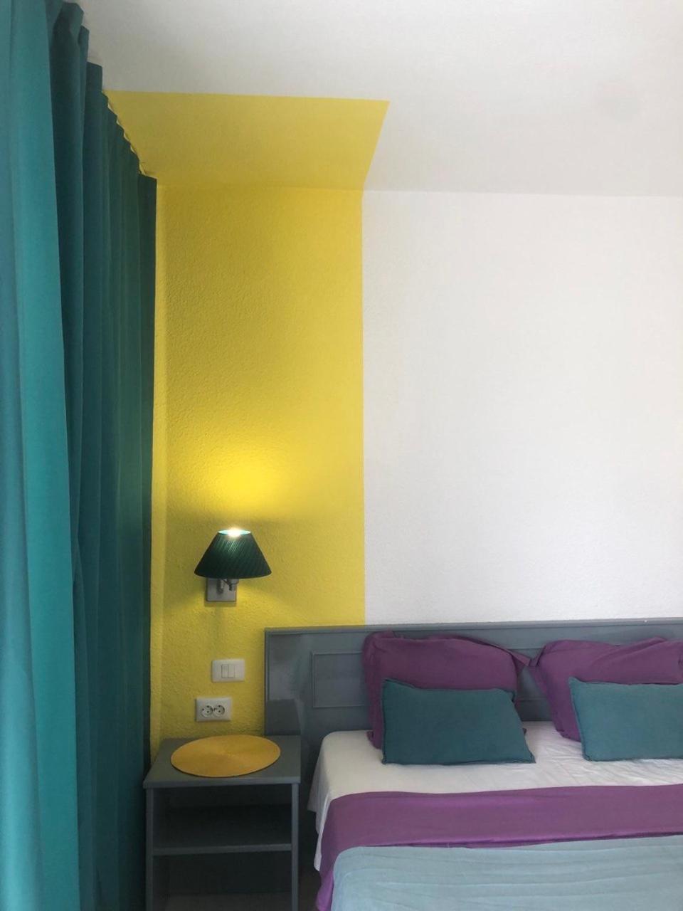 Apart Hotel Ponderosa Адехе Экстерьер фото
